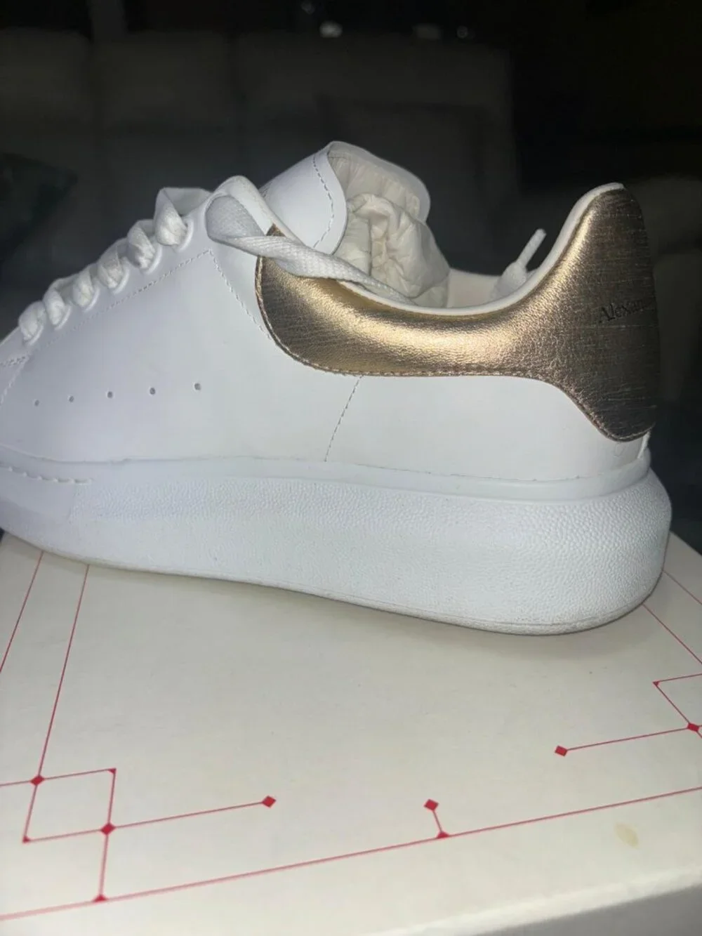 Alexander McQueen Oversized Sneakers White/Gold Leather Low Top Men’s Size EU 4